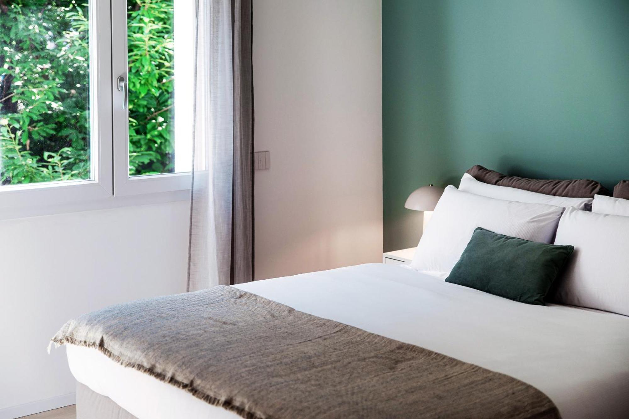 Lario Suite Apartments By Quokka 360 - With Parking Next To Como City Exterior photo